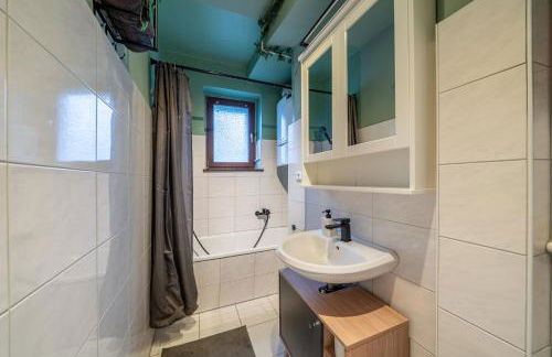 Urban & Chic: 2Bdr, Parkplatz - Photo 26