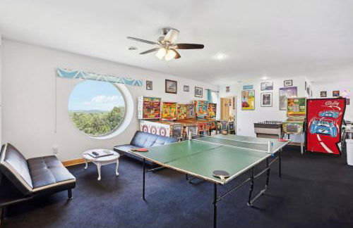 The Starlight Tower Manor, River, Arcades, Observatory, Theater - Foto 41