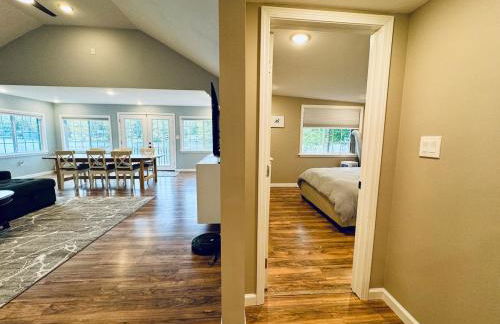 Paradise Island escape Riverfront in Clay, NY - Foto 42