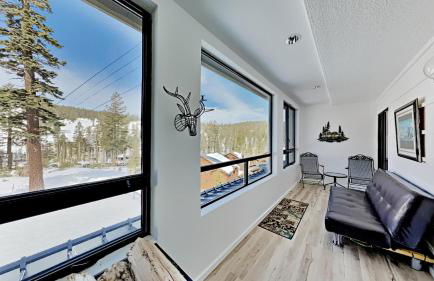 Great 3 Bedroom Condo with Washer and Dryer! - Foto 5