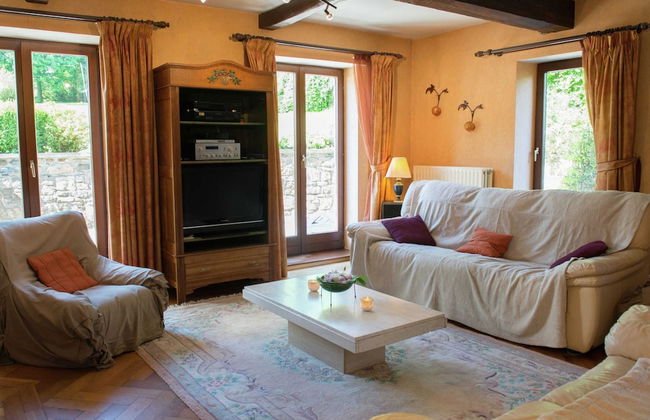 Desnie Farmhouse With Pool - Foto 11