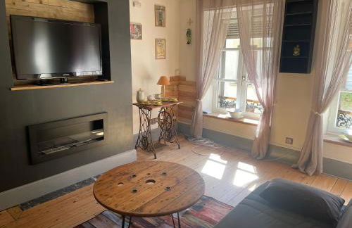 Les Gîtes de Monthermé Le Duplex avec vue sur la Meuse - Foto 6