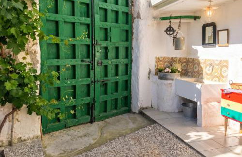 Charming House in El Poyo del Cid with Garden and Terrace - Foto 28
