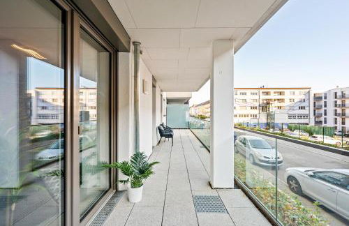 LIVINGLike-Apartment - Central & Spacious with Balkony & Garage, Coffee - 103m2 - Foto 24