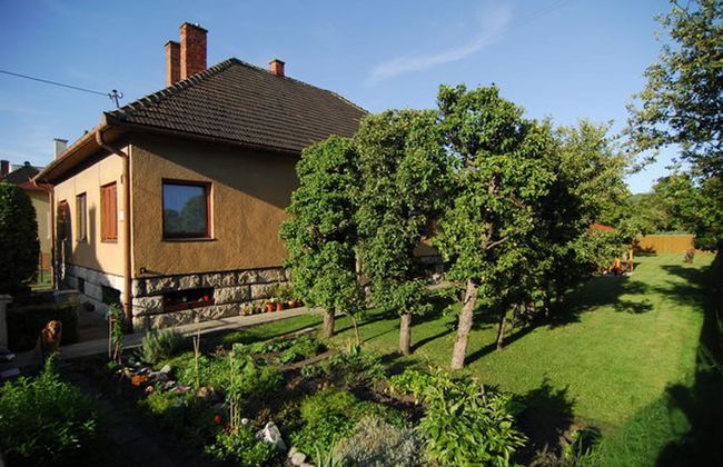 Privat Henry - Photo 1