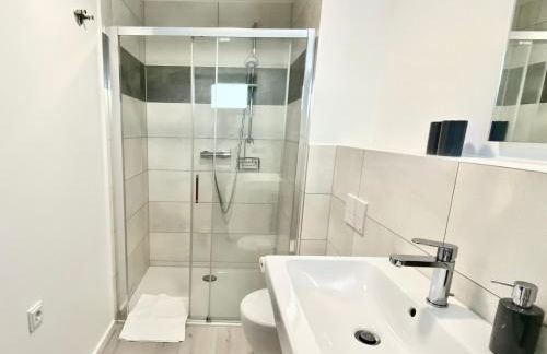 modernes Apartment, Terrasse und Garten am Lilienthalpark im Südwesten Berlins - Foto 28