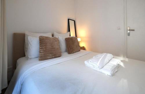 APPARTEMENT AU CŒUR DE MARAIS DANS CENTRE de PARIS - Foto 10