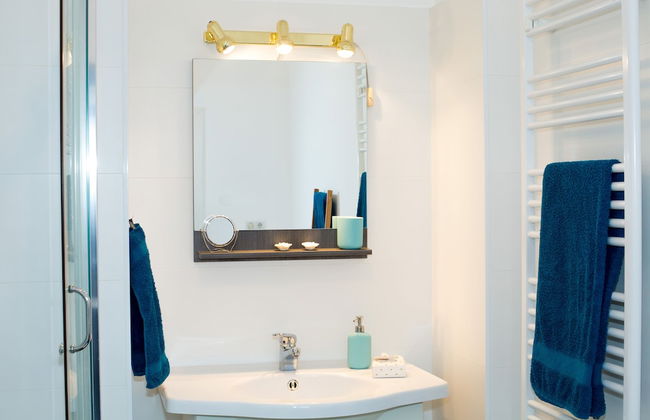 Marthas Veranda Apartment - Photo 24