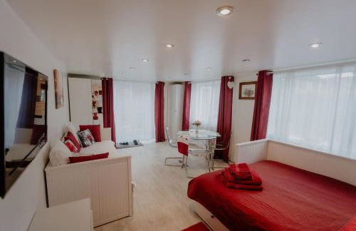Cannock Chase Guest House Self Catering incl all home amenities & private entrance - Foto 9