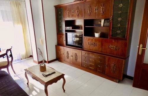 Alojamiento AJO con piscina y tenis - Ajo Palace - Foto 11