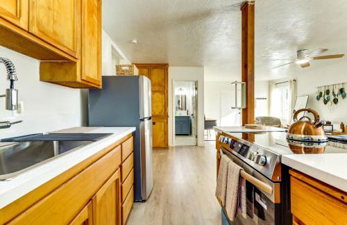 Clear Lake Living! Pet-Friendly Gem with Fenced Yard - Foto 13