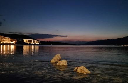 Luxury Beach Apartment Adria with Private Pool and Sea View - Photo 41