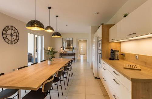 Gîte moderne et lumineux à Gy avec grand salon, jardin et jeux pour enfants - FR-1-583-457 - Foto 10