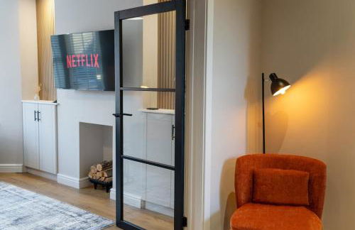 Edwardian Home Sleeps 6 Chesterfield - Foto 29