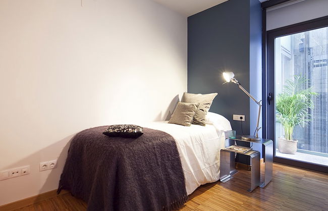 My Space Barcelona Park Putxet Rentals - Photo 37