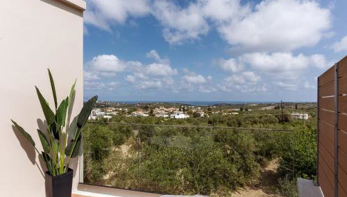 Family Villa Ismini with Private Pool & Stunning Views, near Rethymno and the Beach - Foto 3