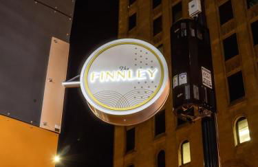 5 King Bed Suites at The Finnley Hotel in DT GR - Foto 29