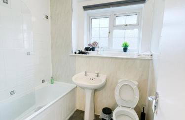Beautiful 2 large bedroom house in London zone 2 - Photo 3