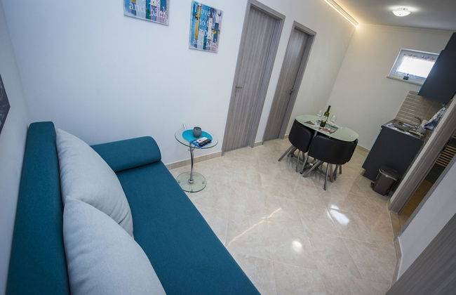 Mar - With View - A1-blue - Foto 11