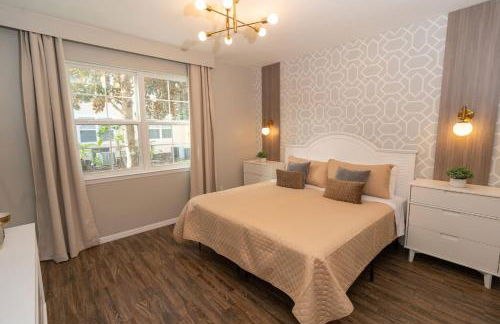 Magical Themed 3BR Townhouse Near the Parks - Foto 63