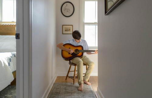 Meet Me at McFee-Live like a local in the heart of Lewes-EVCharger - Foto 19