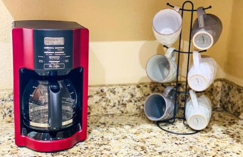 Modern DT Home-King size Bed-Patios-Long Stays-WiFi - Foto 58