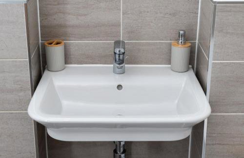 Lovely Home Near Canal, Park, & Central MK - Foto 21