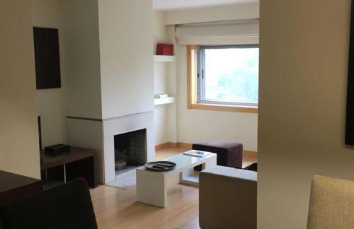 Oporto Spacious AP 4 bedroom - Foto 1