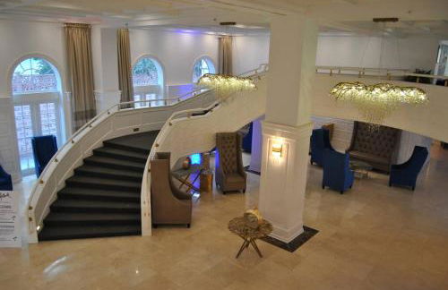 Ocean front 2 Bedroom and 2 Bathroom apartment at The Alexander Resort - Foto 31