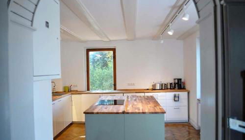 Villa Sophienschlösschen nahe Berlin - Exklusive Zeit zwischen 5 Seen mit großer Küche, gratis Sauna & 3500qm Garten - Foto 3