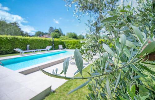 Villa Asmara Piscina AC WI-FI Park - Foto 38