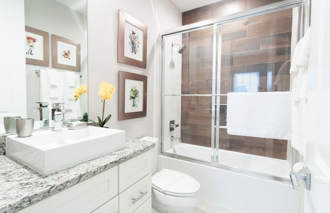 New 4 BR 4 BA Villa Ground Zero to Theme Parks - Foto 21