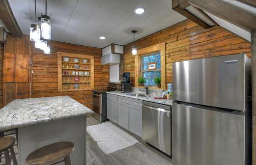 Happy Trout Hideaway - Creek Views Of Hot House Creek, Hot Tub, Outdoor Fire Pit, Cozy Atmosphere - Mineral Bluff, GA - Foto 18