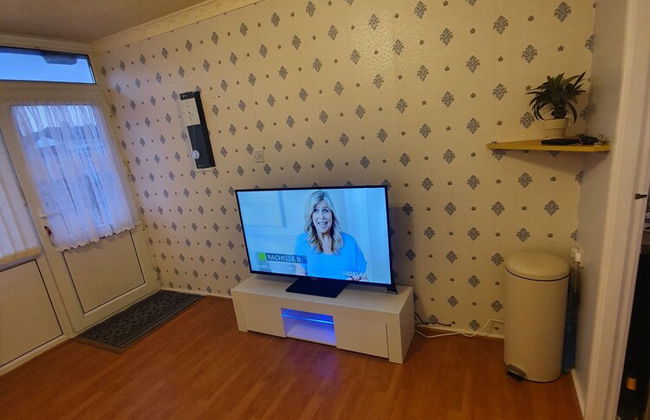 Lovely Relaxing two Bedroom Holiday Chalet - Foto 15