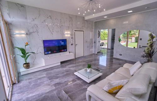 Villetta Rimini Relax Totale Giardino Recintato Parcheggio e Kit Bimbi - Foto 2