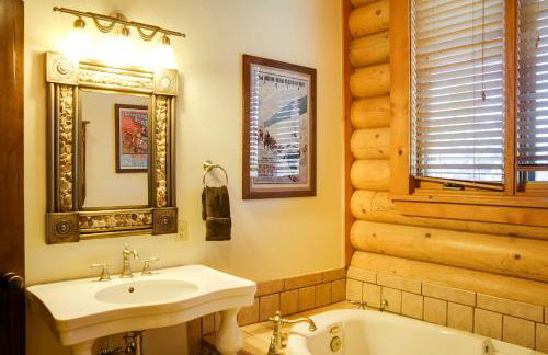 Lacys Log Cabin Alto Home with Mountain Views! - Foto 15