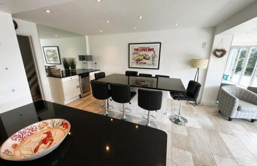 North Quay - Pet friendly Luxury Townhouse overlooking Bembridge Harbour - Photo 10