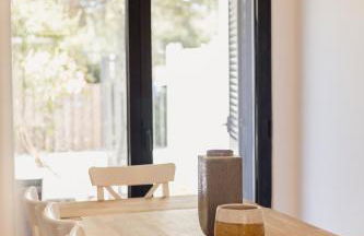 Moradia Tradicional no centro a 100m da Praia - Foto 56