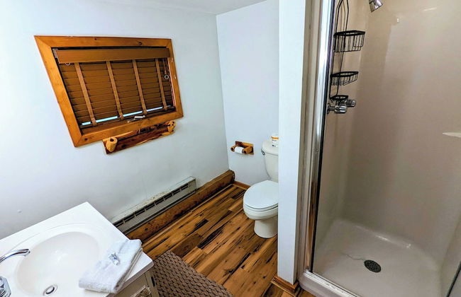 Hickory Cabin by Avantstay Firepit, Hot Tub, Game Room, Great Location - Foto 30