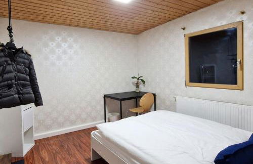 XXL Apartment in Leipzig, bis 14 Personen, Selbst Check-In - Photo 11