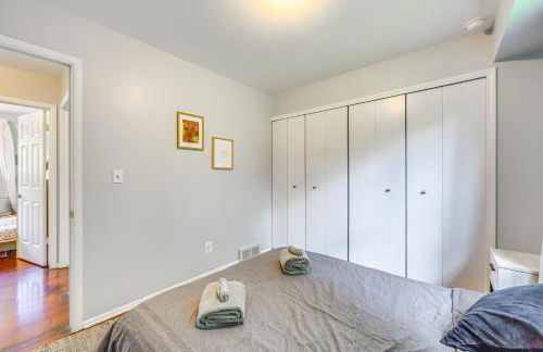 Charming Ann Arbor Getaway with Deck Near Downtown! - Foto 12