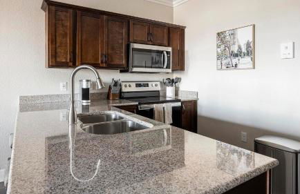 Landing Stylish 2BD Gym Pool - Foto 8