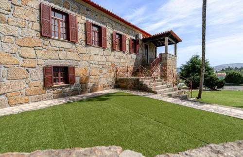 HostWise - Country Villa w/ Pool, Court & Views - Foto 17