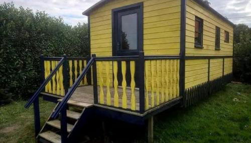 Roulotte et Jacuzzi de Rachel au Domaine du Reuze - Foto 2