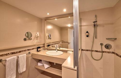 Universal Aparthotel Don Camilo - Foto 103