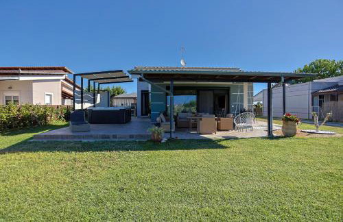 MaVitaPlace Villa Familia, Jacuzzi-Whirlpool, Katerini - Foto 5