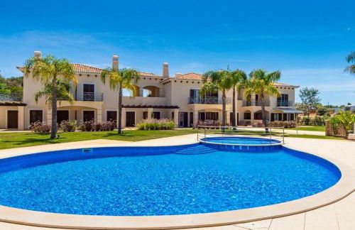 Villa Cascata, 3 bedroom, Pool, close to Olhos de Agua - Foto 2