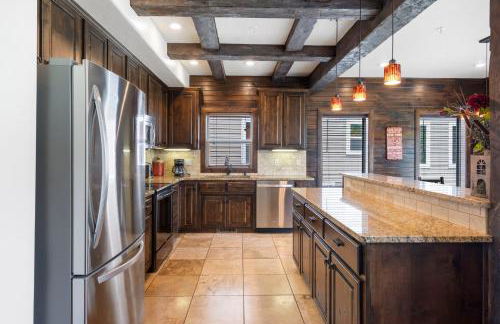 Chalets Resort Luxury Lakefront Villa Amazing View 2 Pools Free Amenities Dock - Foto 69