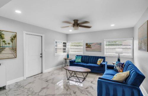 Private Vacation Home Near Beach Newly Renovated - Foto 16