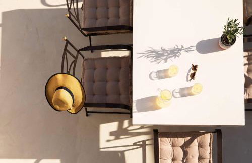 Pink Freud Villas Santorini - Photo 30